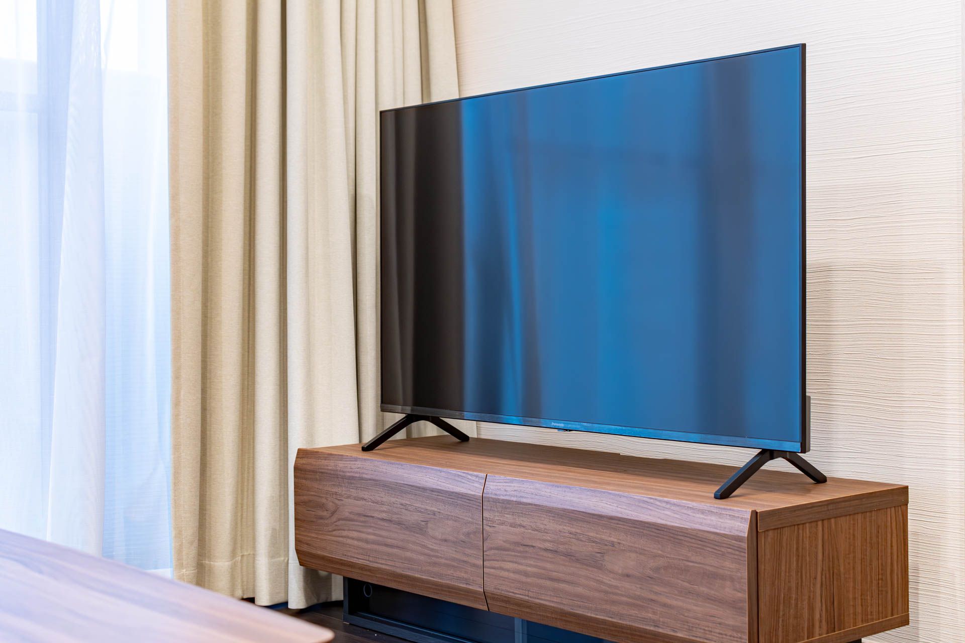 大型テレビ